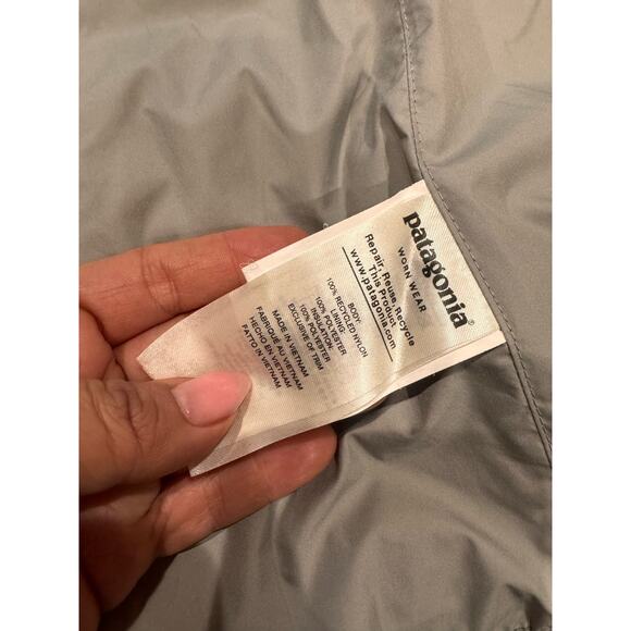 Patagonia Worn Wear® gray Women's Radalie Parka size XS - Picture 5 of 11